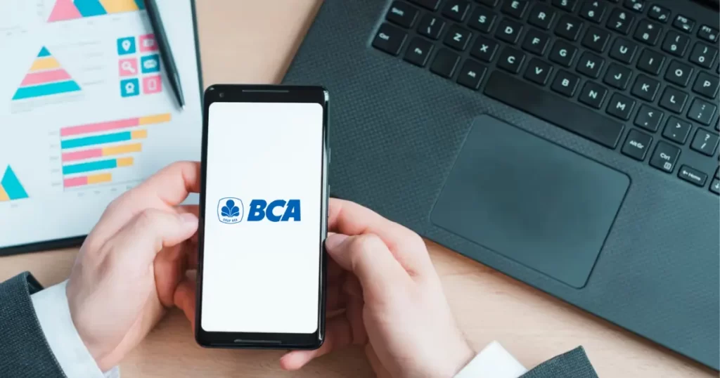 Kenapa Harus Membayar lewat m-Banking BCA?