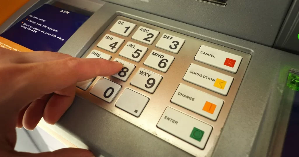 Cara Tarik Tunai GoPay yang Mudah dan Aman! (Cara Tarik Tunai GoPay Tanpa Kartu ATM BCA)